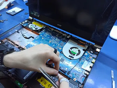 Ratujlaptopa.pl - Serwis i Naprawa Laptopów Warszawa | Serwis komputerowy